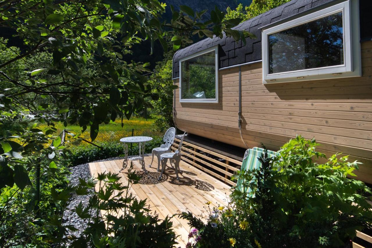 Willa Tiny House With Terrace Flåm Zewnętrze zdjęcie